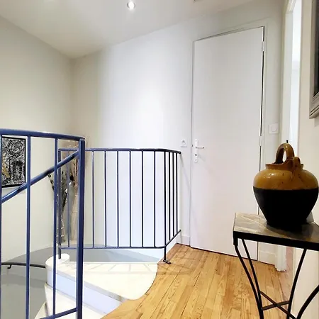 Вилла Maison Calme Et Elegante Terrasse Jardin Au Centre Ванн